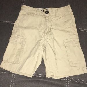 Size 7 Nautica tan cargo shorts